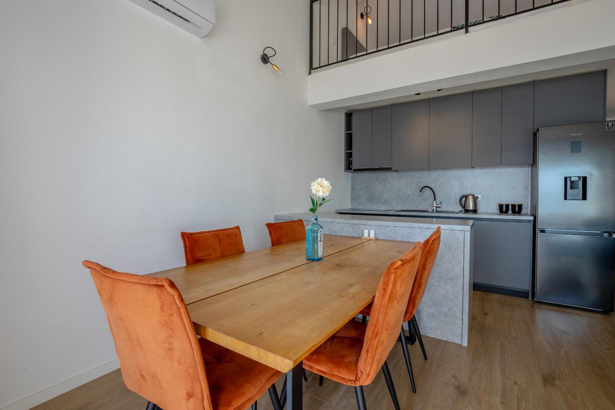 דירות אומיס Apartman Rojo מראה חיצוני תמונה