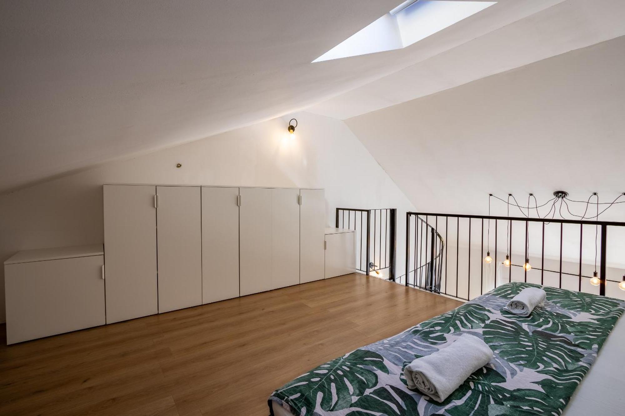 דירות אומיס Apartman Rojo מראה חיצוני תמונה