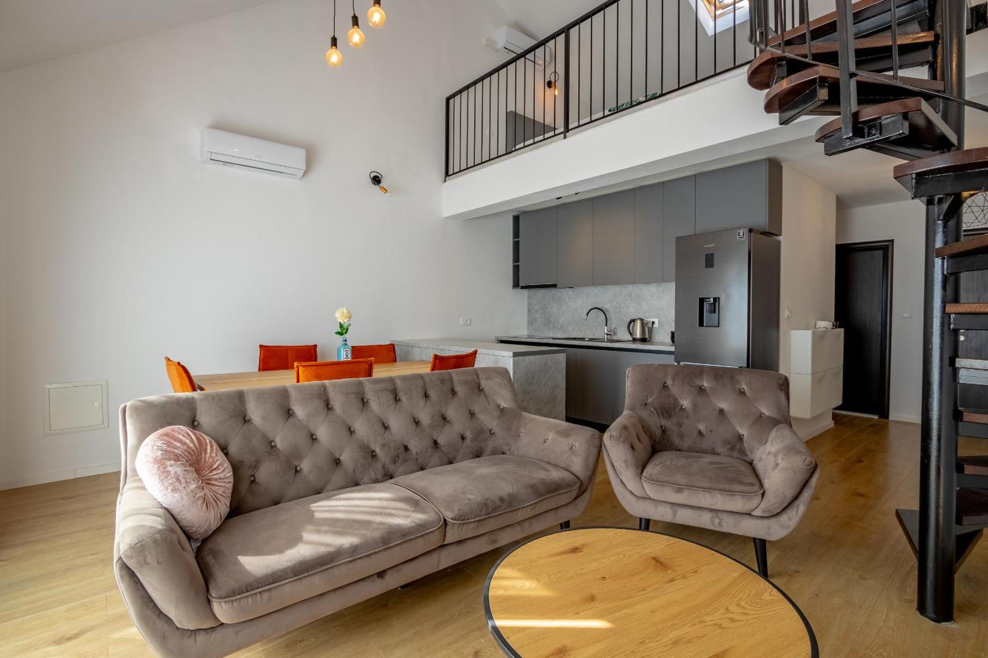 דירות אומיס Apartman Rojo מראה חיצוני תמונה